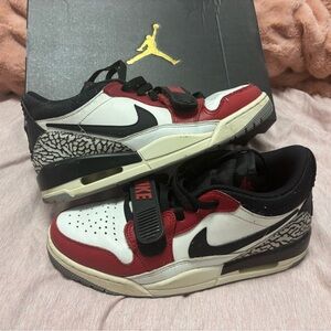 Nike Air Jordan legacy 312 Low - Red, White, Black